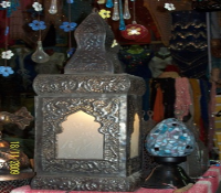 Lumiarias Arabe , Lustres Arabes e decorações de vidro impor